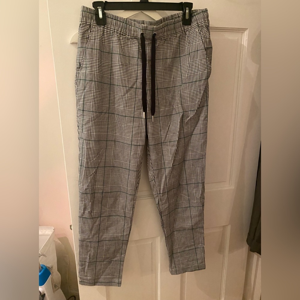 HM Plaid Joggers white, black and green, size 8